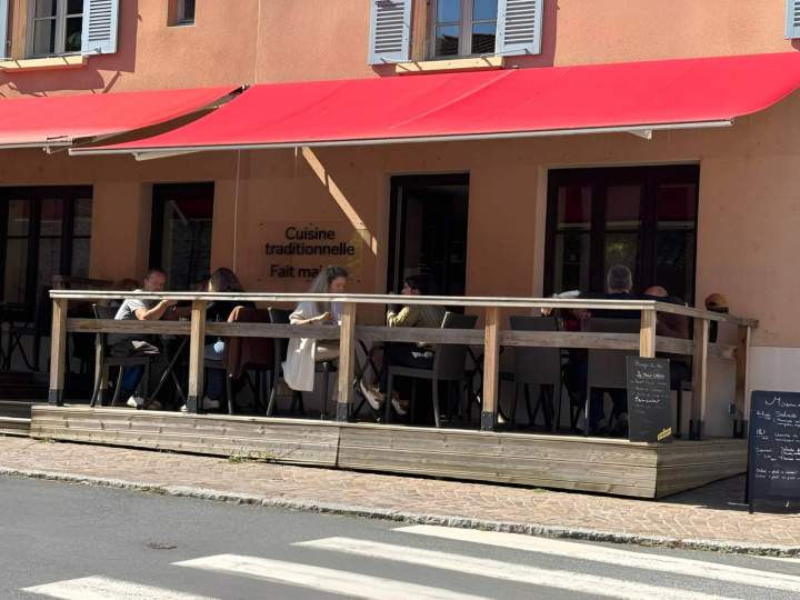 Terrasse restaurant Messimy